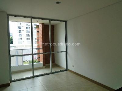 Apartamento en venta en Alamos, Pereira · foto 4 de 13
