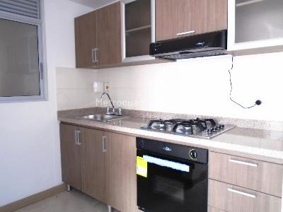 Apartamento en venta en Alamos, Pereira · foto 3 de 13