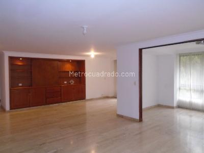 Apartamento en venta en Pinares, Pereira · foto 2 de 12