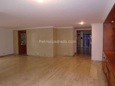 Apartamento en venta en Pinares, Pereira · foto 3 de 12
