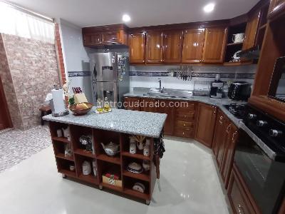 Casa en venta en Pinares, Pereira · foto 9 de 14