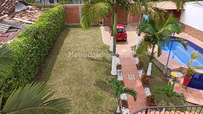 Casa en venta en Pereira, Pereira · foto 2 de 17