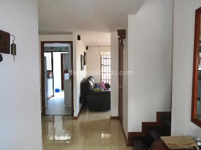 Casa en venta en Alamos, Pereira · foto 2 de 15