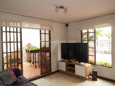 Casa en venta en Alamos, Pereira · foto 3 de 15