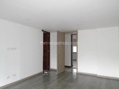 Apartamento en venta en Pinares, Pereira · foto 9 de 18