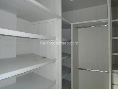 Apartamento en venta en Pinares, Pereira · foto 14 de 18