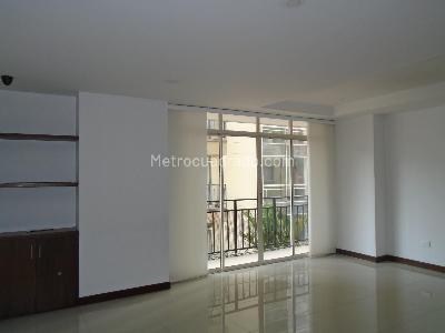 Apartamento en venta en Pinares, Pereira · foto 8 de 18