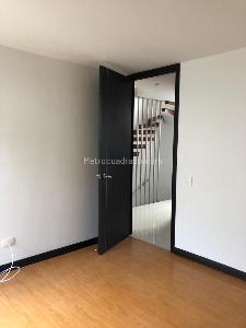 Casa en venta en Pinares, Pereira · foto 8 de 12