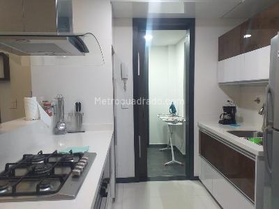Apartamento en venta en Pinares, Pereira · foto 4 de 10