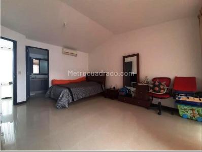 Casa en venta en Unicentro, Pereira · foto 9 de 11