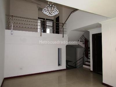 Casa en venta en Av 30 De Agosto, Pereira · foto 3 de 14