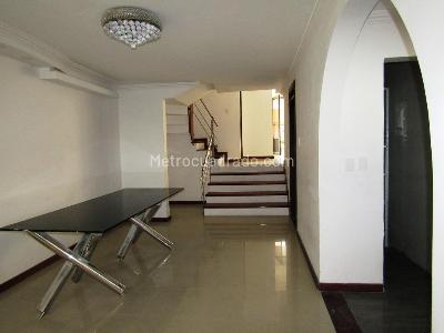Casa en venta en Av 30 De Agosto, Pereira · foto 5 de 14
