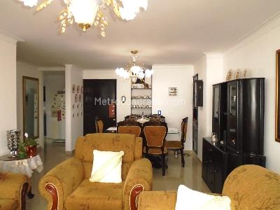 Apartamento en venta en Alamos, Pereira · foto 2 de 20