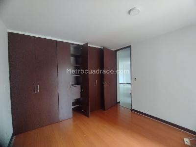 Apartaestudio en venta en Pinares, Pereira, 60 m² · foto 6 de 6