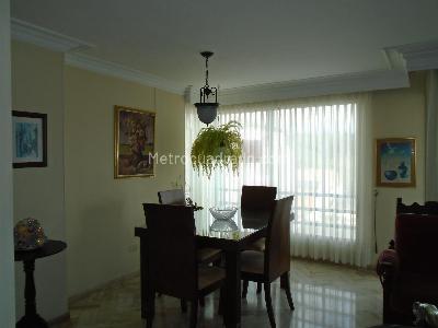 Apartamento en venta en Alamos, Pereira · foto 2 de 14