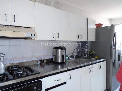 Apartamento en venta en Alamos, Pereira · foto 4 de 14