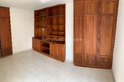 Apartamento en venta en Pinares, Pereira · foto 9 de 12