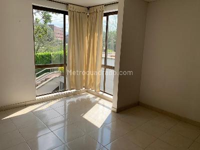 Apartamento en venta en Pinares, Pereira · foto 10 de 12