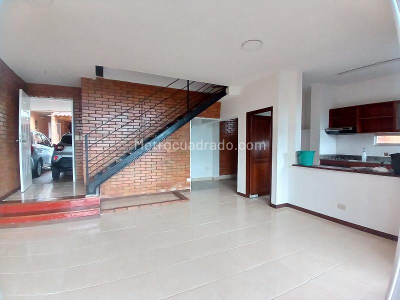 Apartamento en Arriendo, Homcenter, Pereira