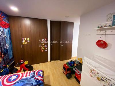 Apartamento en venta en Pinares, Pereira · foto 7 de 12