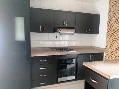 Apartamento en venta en Pinares, Pereira · foto 3 de 13