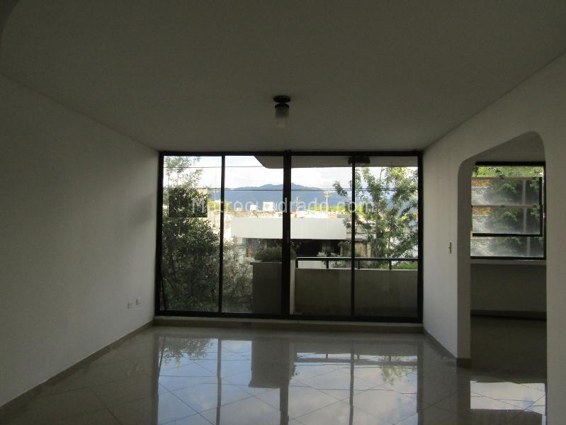 Apartamento en Arriendo, CIRCUNVALAR, Pereira