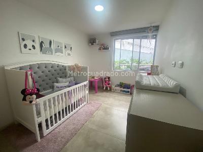 Apartamento de 3 alcobas en venta en Pinares, Pereira, 94 m² · foto 6 de 11