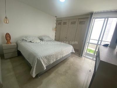 Apartamento de 3 alcobas en venta en Pinares, Pereira, 94 m² · foto 3 de 11