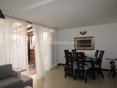 Casa en venta en Unicentro, Pereira · foto 4 de 19