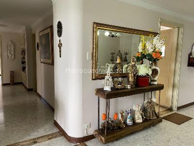Apartamento en venta en Pinares, Pereira · foto 11 de 19