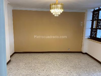 Apartamento en venta en Pinares, Pereira · foto 8 de 19