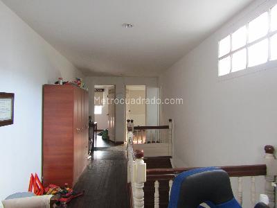Casa de 5 alcobas en venta en Los Alpes, Pereira, 519 m² · foto 5 de 12