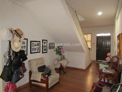 Casa de 5 alcobas en venta en Los Alpes, Pereira, 519 m² · foto 2 de 12
