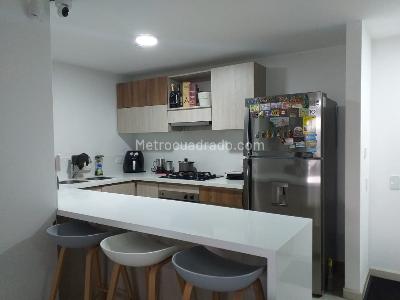 Apartamento en venta en Pinares, Pereira · foto 3 de 15