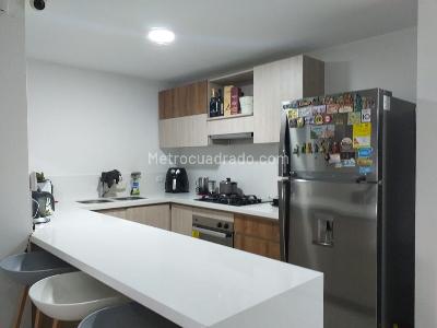 Apartamento en venta en Pinares, Pereira · foto 4 de 15