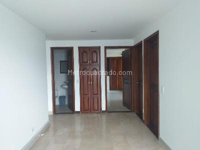 Apartamento en venta en Alamos, Pereira · foto 17 de 18
