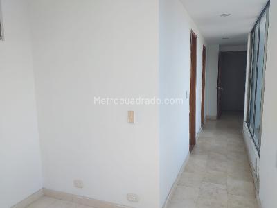 Apartamento en venta en Alamos, Pereira · foto 4 de 18