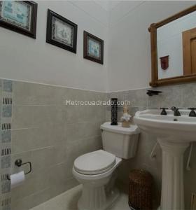 Casa de 5 alcobas en venta en Combia, Pereira, 300 m² · foto 11 de 14