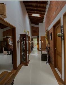 Casa de 5 alcobas en venta en Combia, Pereira, 300 m² · foto 7 de 14