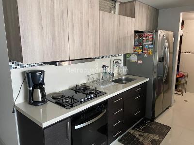 Apartamento en venta en Los Alpes, Pereira · foto 4 de 12