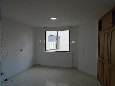 Apartamento en venta en Alamos, Pereira · foto 7 de 13