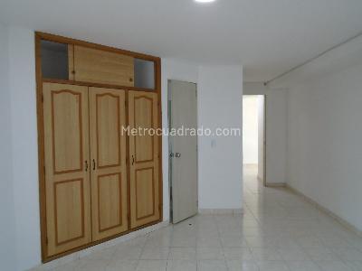 Apartamento en venta en Alamos, Pereira · foto 8 de 13