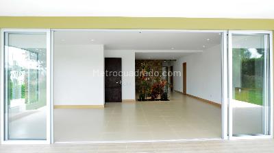 Casa de 3 alcobas en venta en Cerritos, Pereira, 303 m² · foto 8 de 15
