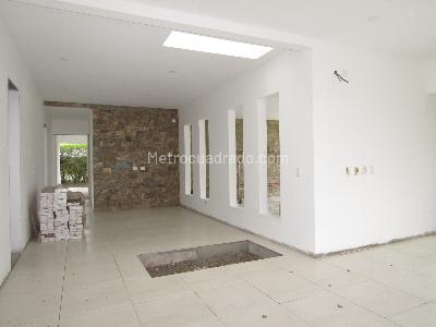 Casa de 3 alcobas en venta en Cerritos, Pereira, 303 m² · foto 10 de 15