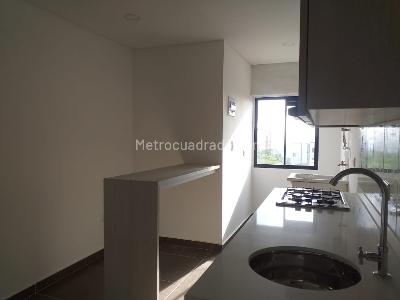 Apartamento en venta en Alamos, Pereira · foto 3 de 14