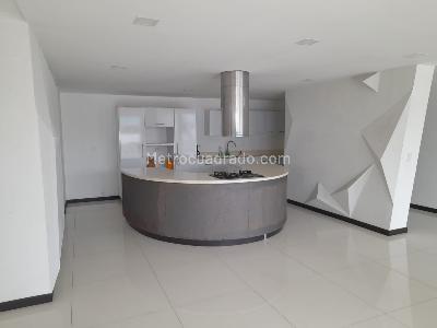Apartamento en venta en Pinares, Pereira · foto 6 de 19