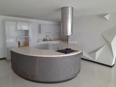 Apartamento en venta en Pinares, Pereira · foto 7 de 19
