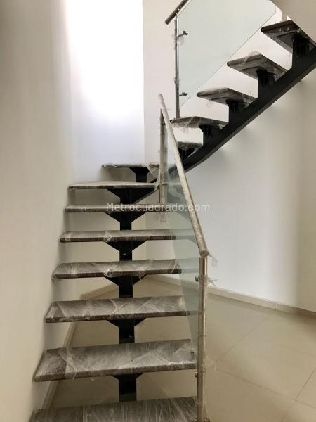 Piso – Dosquebradas - Más