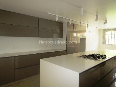 Casa en venta en Pinares, Pereira · foto 2 de 19