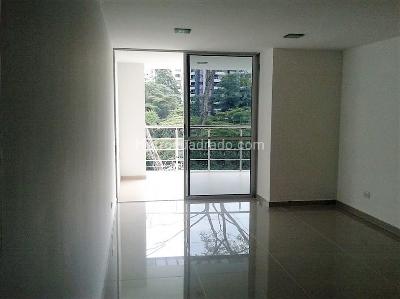 Apartamento en venta en Pinares, Pereira · foto 2 de 10